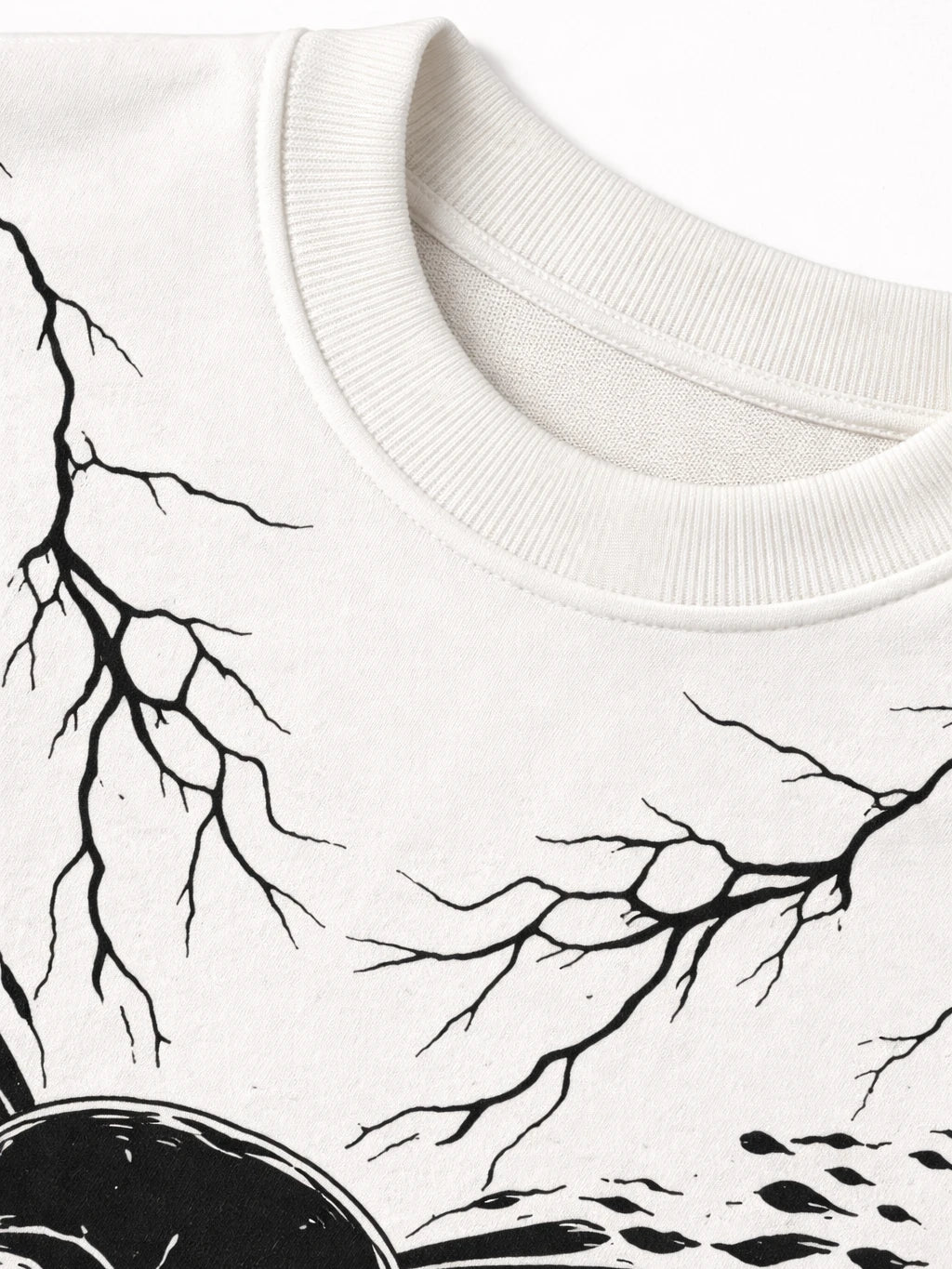 Central Skull illustration - High Contrast Black Ink Style Sweatshirt